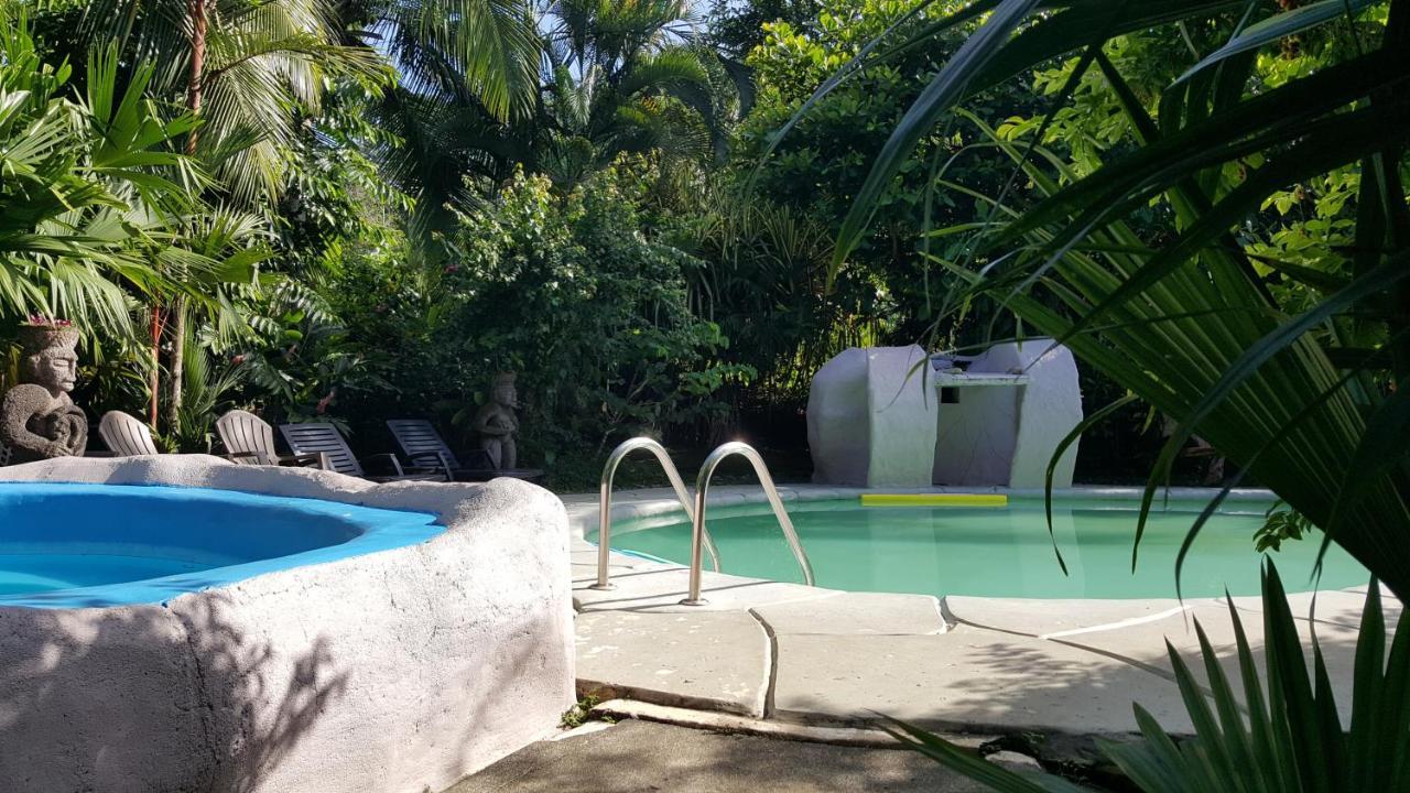 Hotel El Colibri Rojo - Cabinas - Le Colibri Rouge Cahuita Ngoại thất bức ảnh