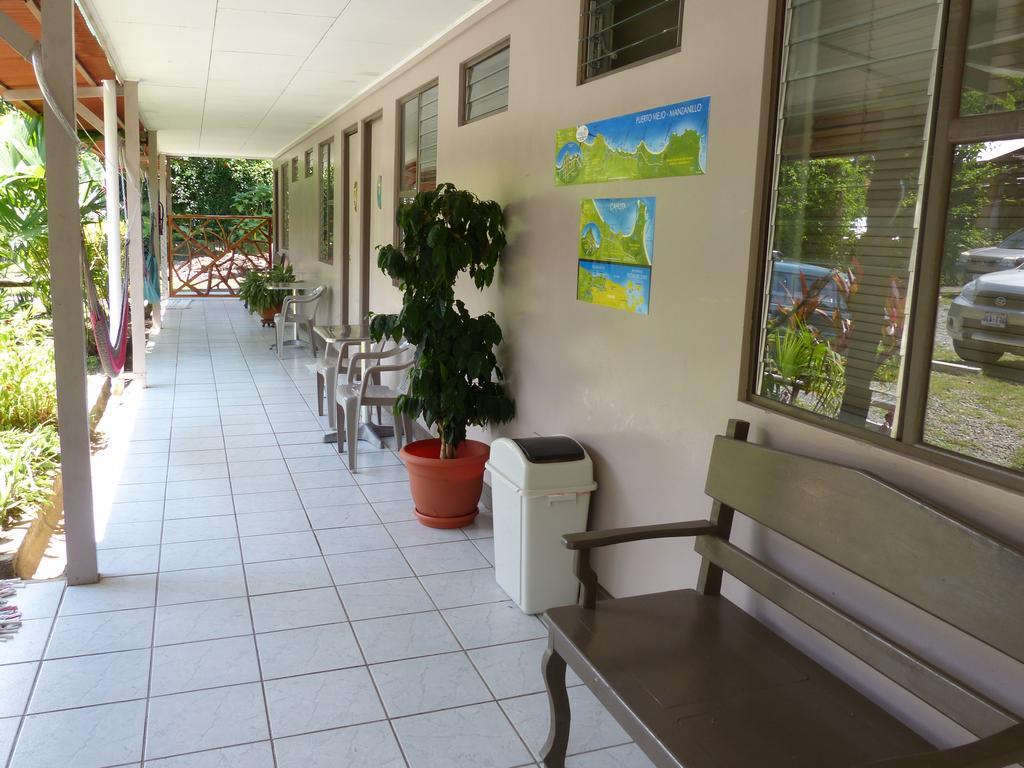 Hotel El Colibri Rojo - Cabinas - Le Colibri Rouge Cahuita Ngoại thất bức ảnh
